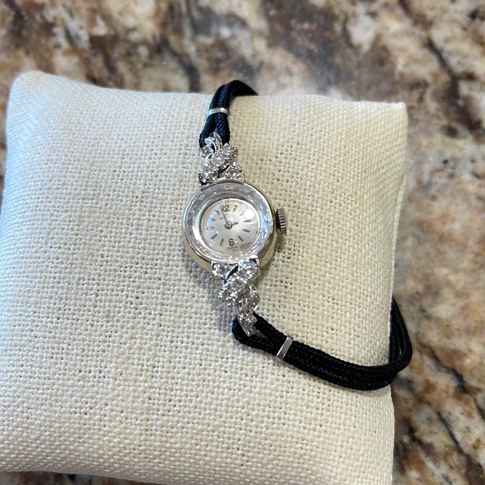 Elegant Silver-Tone Ladies Dress Watch with Black Fabric Strap
